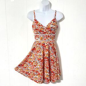 NEW Jun & Ivy FLORAL Fit and Flare M Dress Francesca's STRETCH Lined NWT